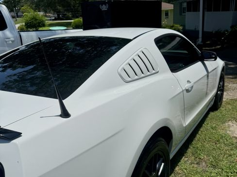 Used 2014 Ford Mustang Coupe w/ Equipment Group 102A image 8