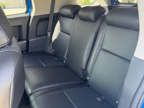 Used 2008 Toyota FJ Cruiser 2WD image 10