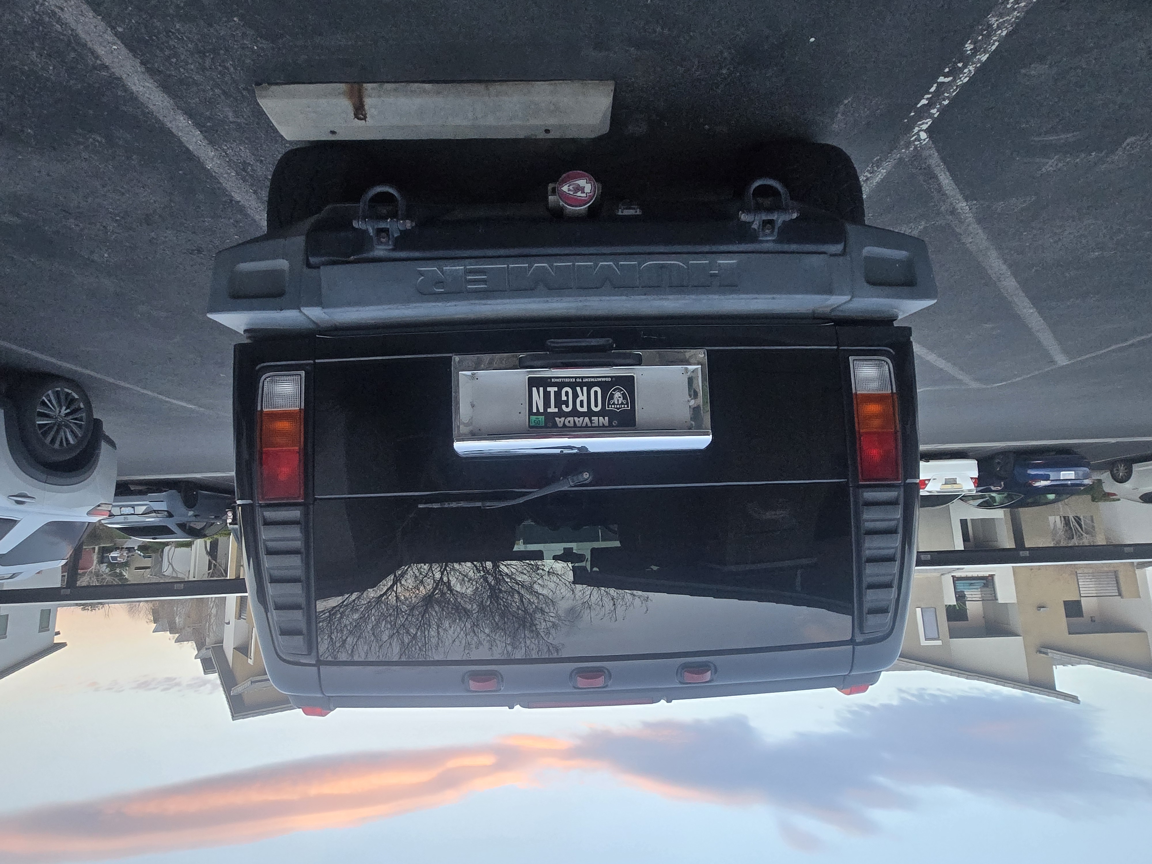 Used 2003 HUMMER H2 w/ Preferred Equipment Group AWD/4WD image 2