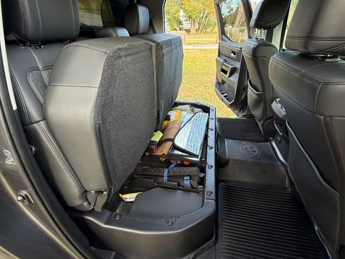 Used 2024 Toyota Tundra Limited image 19