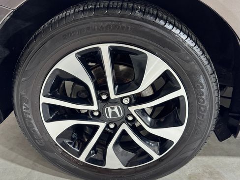 Used 2015 Honda Civic EX image 12