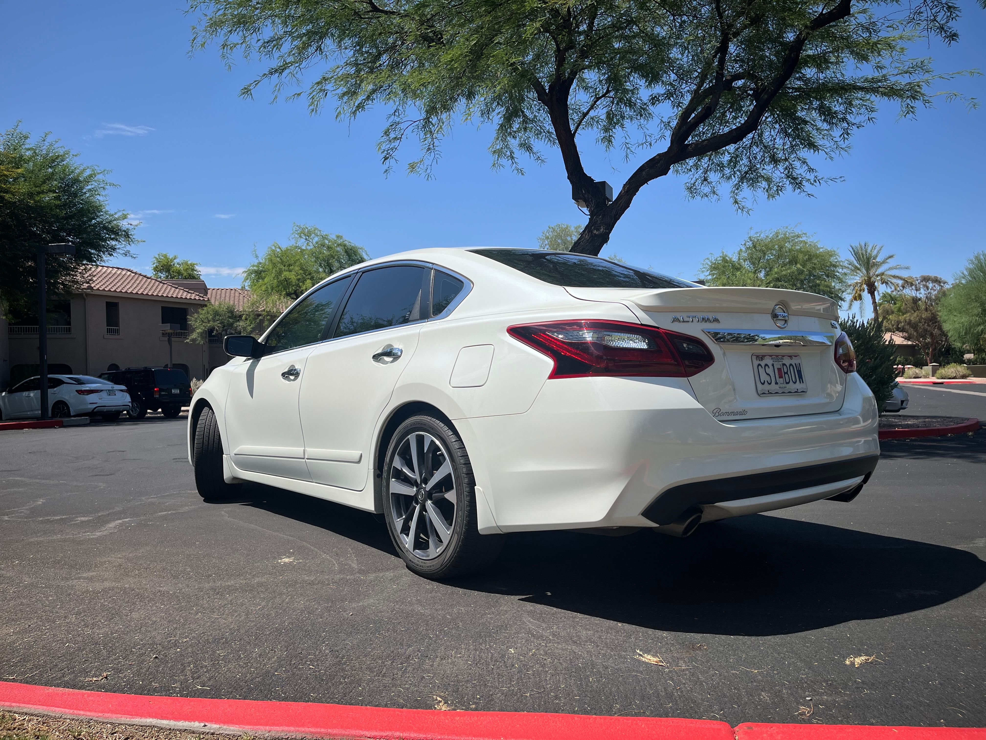Used 2017 Nissan Altima 2.5 SR FWD image 8