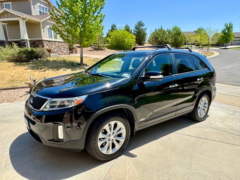 Used 2014 Kia Sorento EX w/ EX V6 Touring Package AWD/4WD image 1
