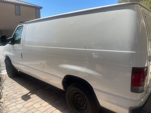 Used 2008 Ford E-150 and Econoline 150 RWD image 9