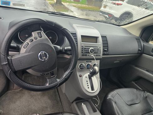 Used 2009 Nissan Sentra 2.0 SL w/ 2.0 SL Premium Plus Pkgto Pkg image 5