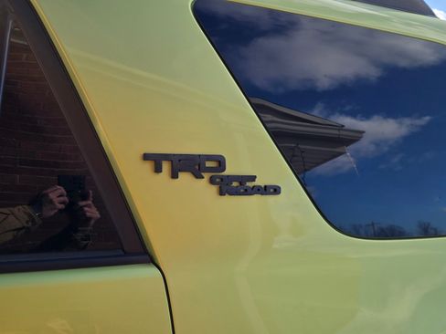 Used 2023 Toyota 4Runner TRD Off-Road Premium image 9