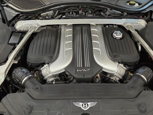 Used 2020 Bentley Continental GT image 27