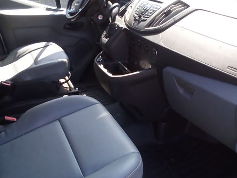 Used 2017 Ford Transit 250 130 Low Roof image 1