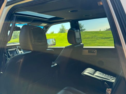 Used 2014 Ford Expedition EL Limited w/ Equipment Group 301A AWD/4WD image 20