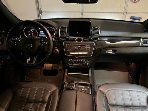 Used 2016 Mercedes-Benz GLE 350 image 4