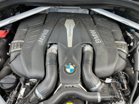 Used 2019 BMW X7 xDrive50i w/ M Sport Package image 23