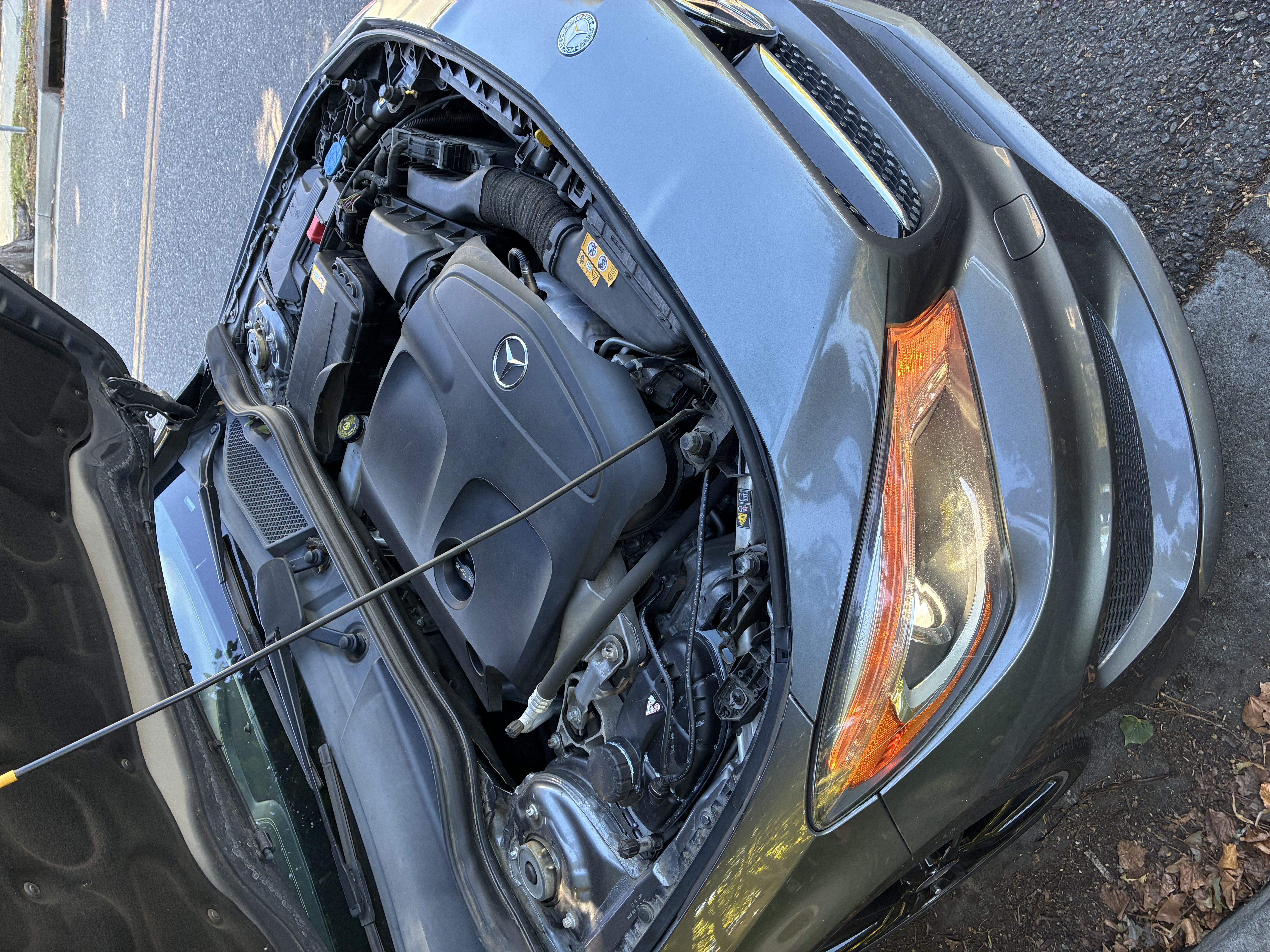 Used 2014 Mercedes-Benz CLA 250 image 16