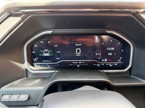 Used 2023 GMC Sierra 1500 AT4X w/ AT4X AEV Edition image 10