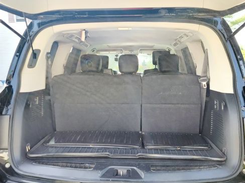 Used 2018 Nissan Armada Platinum w/ Interior Lighting Package image 21