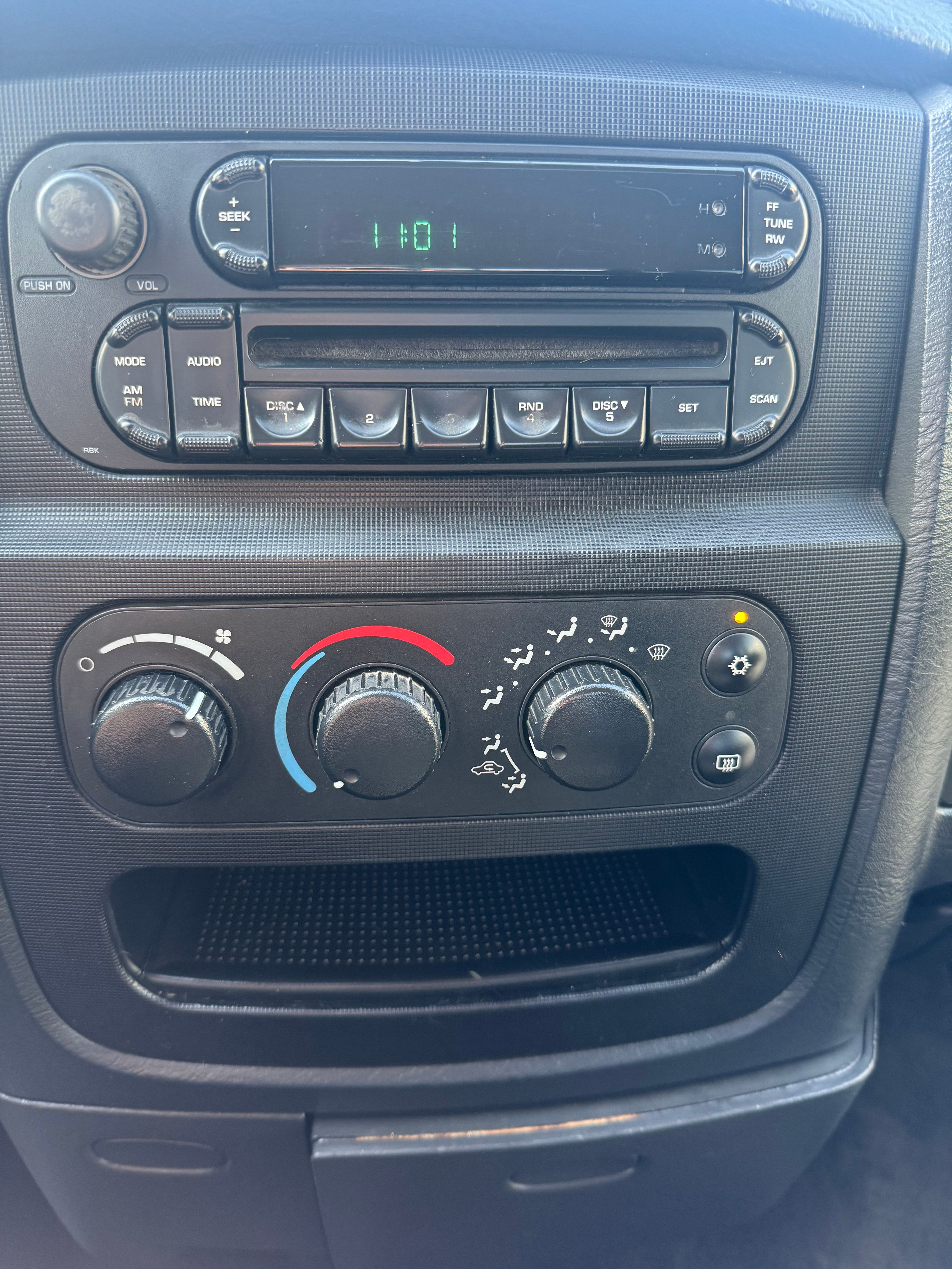 Used 2005 Dodge Ram 2500 Truck SLT w/ Quad Cab Big Horn Value Group AWD/4WD image 30