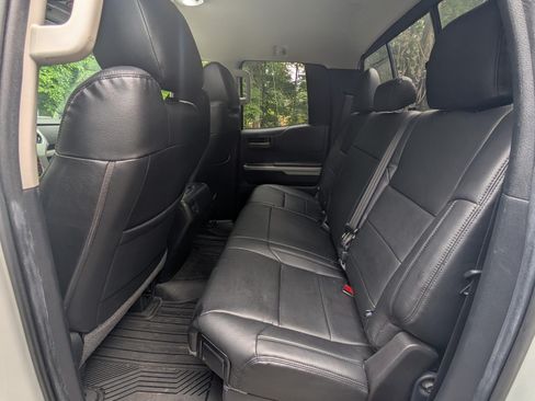 Used 2020 Toyota Tundra SR5 w/ TRD Off-Road Package AWD/4WD image 15