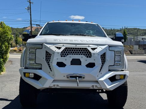 Used 2018 Ford F350 King Ranch w/ King Ranch Ultimate Package AWD/4WD image 6