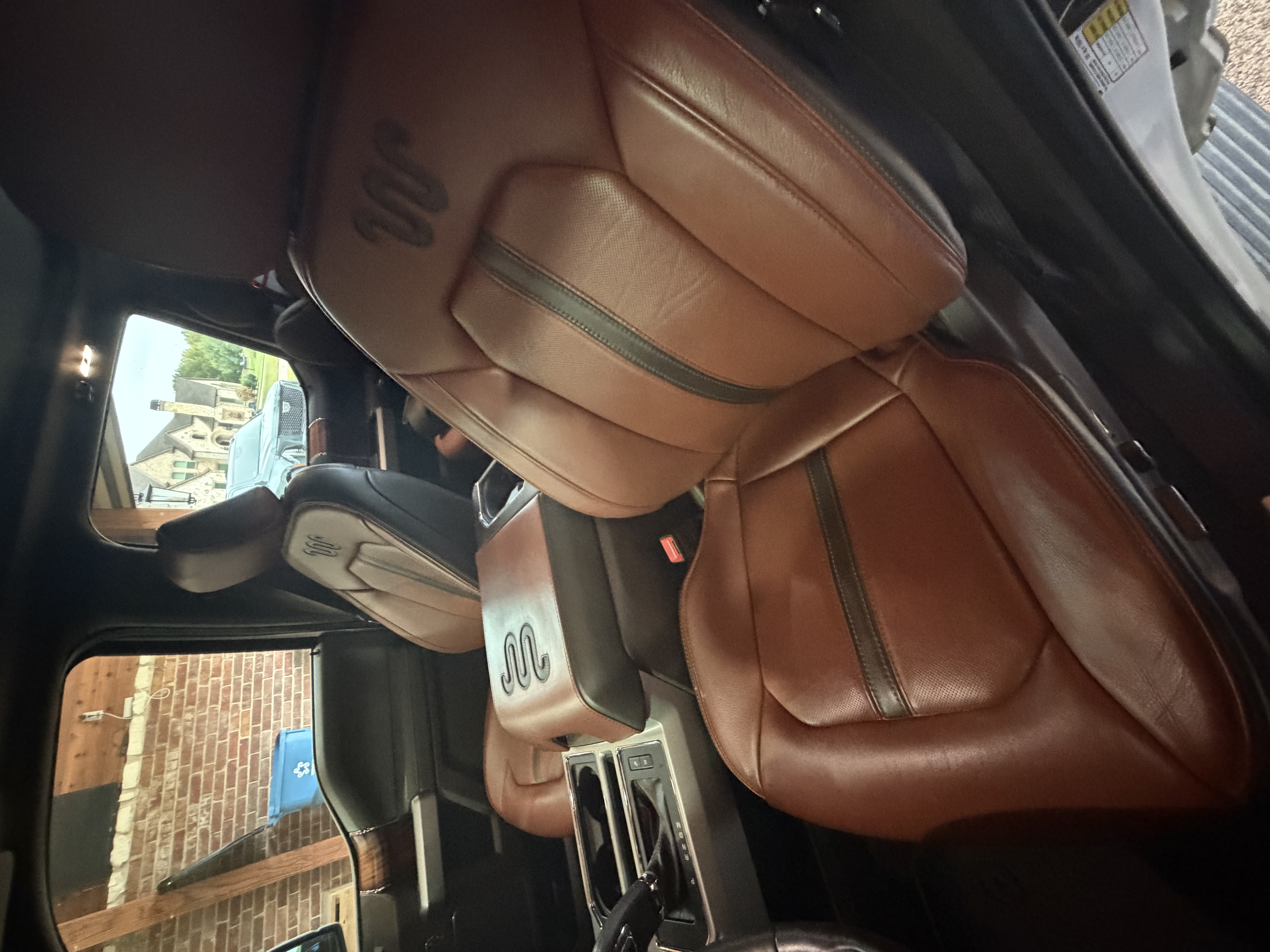 Used 2019 Ford F150 King Ranch w/ Equipment Group 601A Luxury AWD/4WD image 11