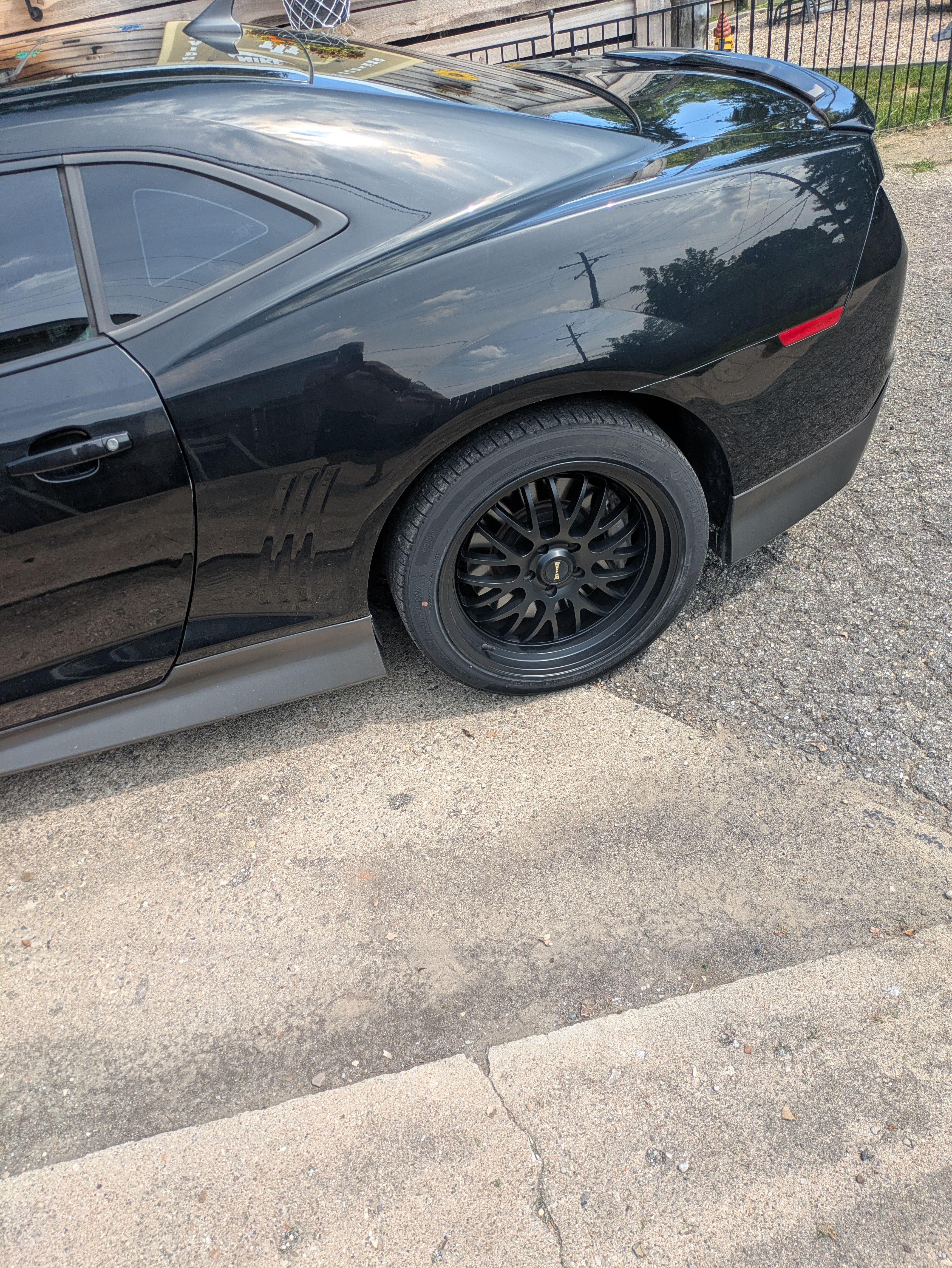 Used 2010 Chevrolet Camaro SS w/ LPO, Ground Effects Package RWD image 5
