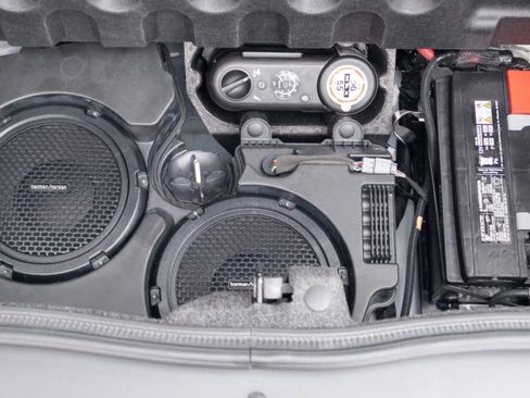 Used 2015 Dodge Challenger SRT Hellcat image 30