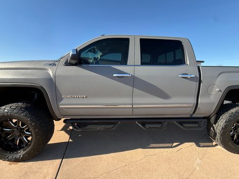 Used 2015 GMC Sierra 1500 SLT w/ SLT Crew Cab Value Package AWD/4WD image 6
