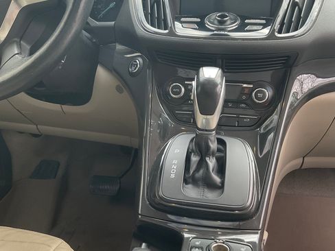 Used 2015 Ford Escape Titanium image 8