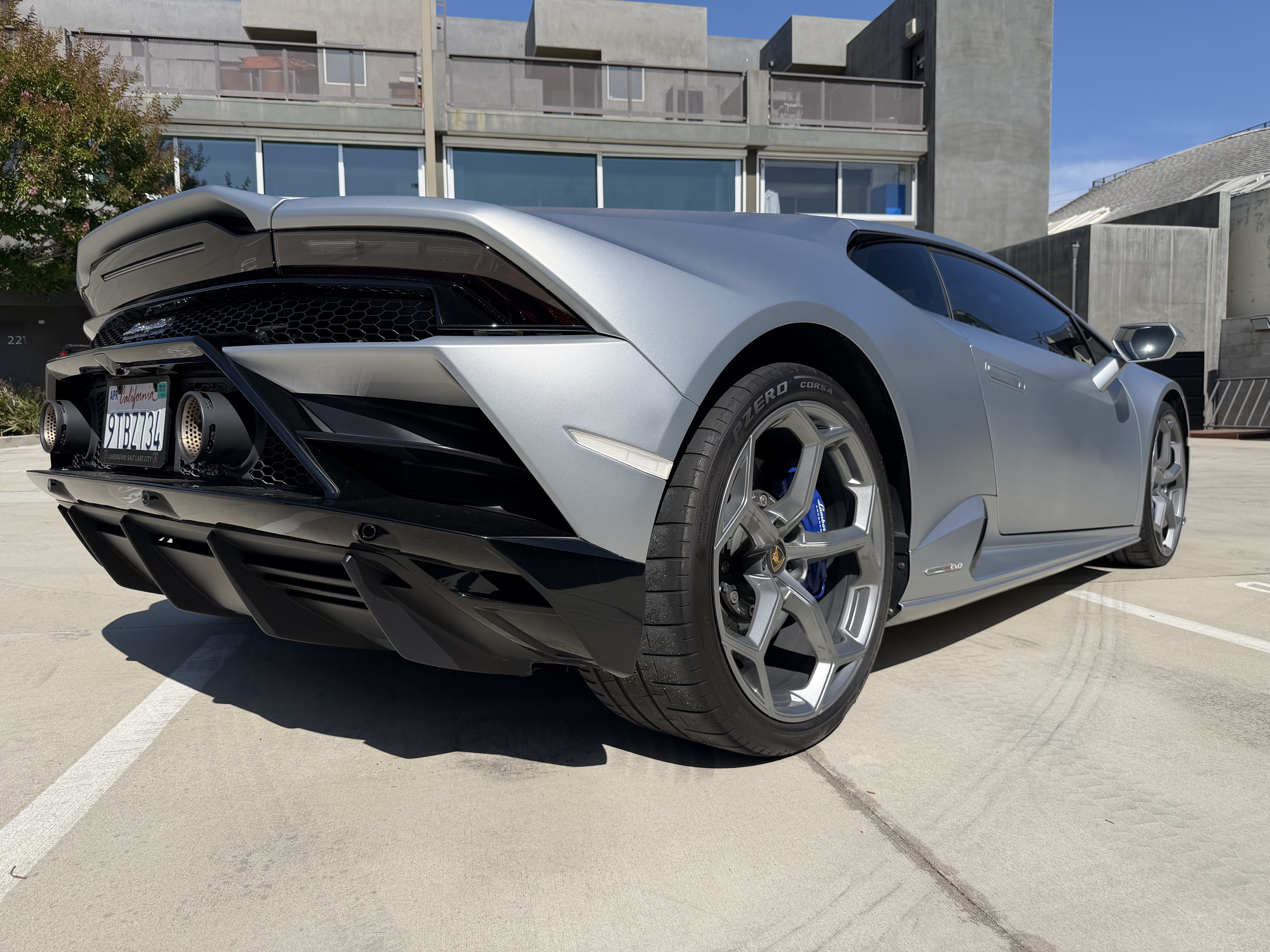 Used 2020 Lamborghini Huracan EVO AWD/4WD image 15