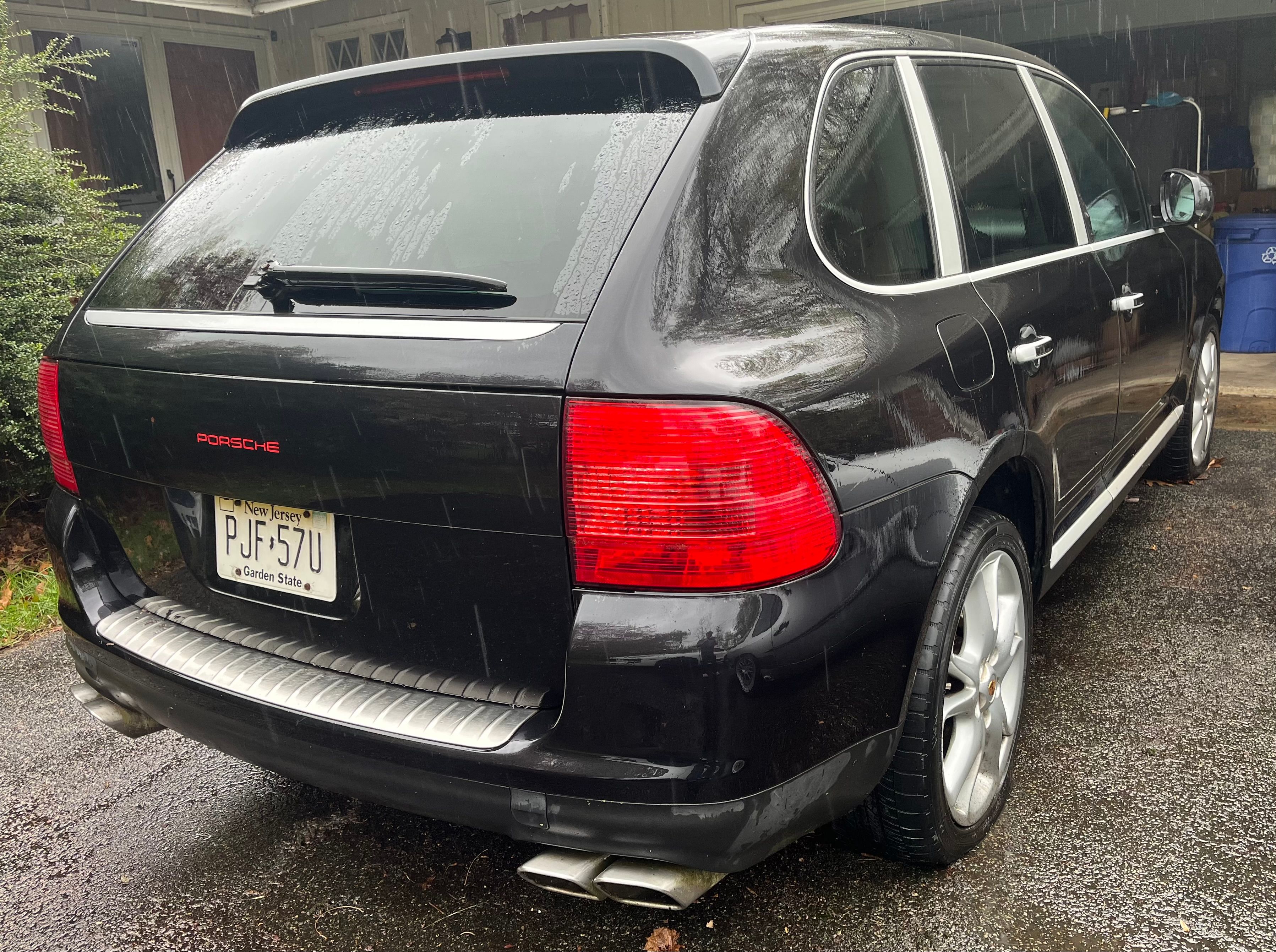 Used 2004 Porsche Cayenne S AWD/4WD image 6