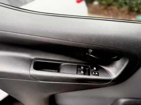 Used 2019 Nissan NV200 SV image 17