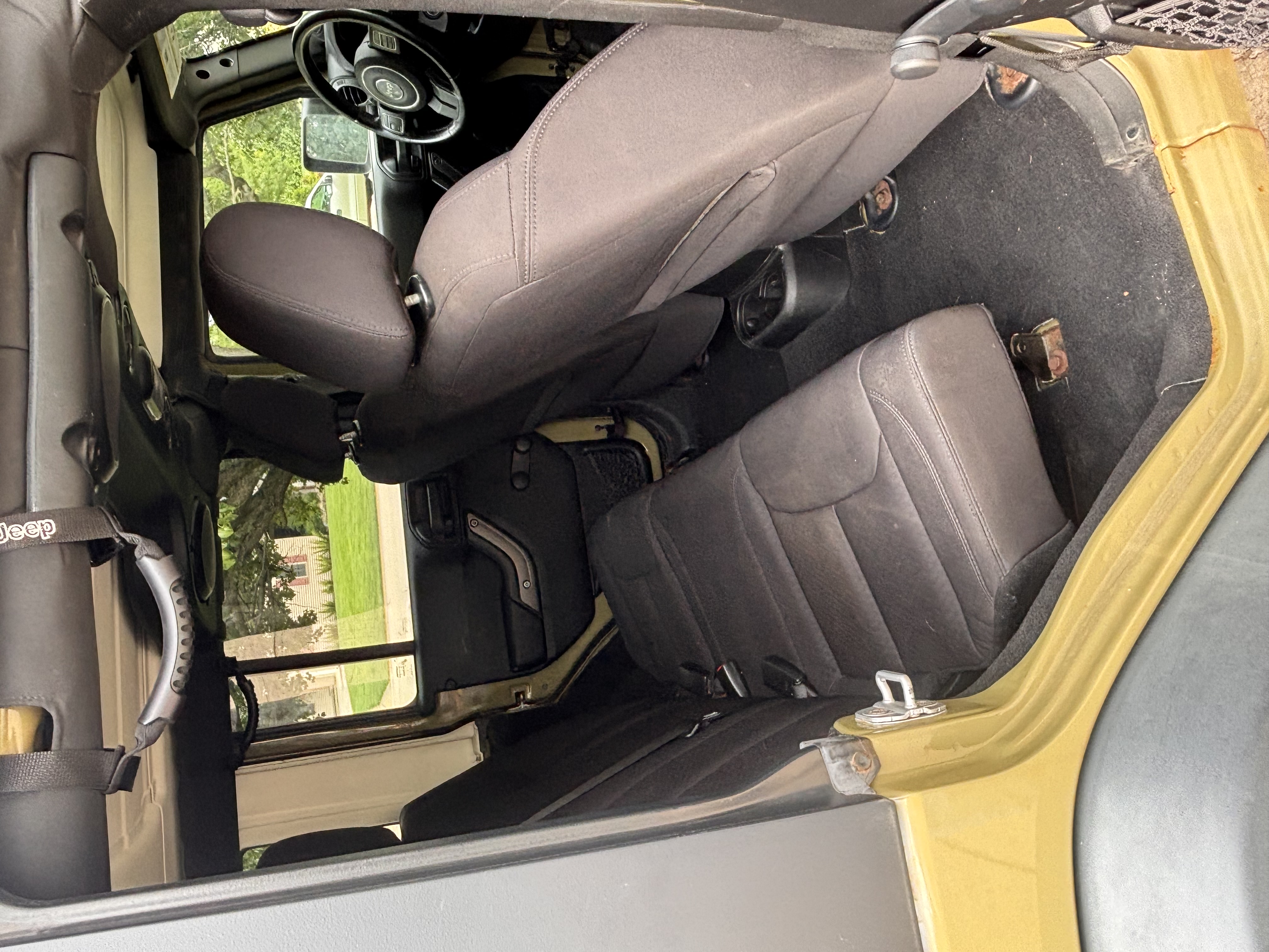 Used 2013 Jeep Wrangler Unlimited Sport AWD/4WD image 11