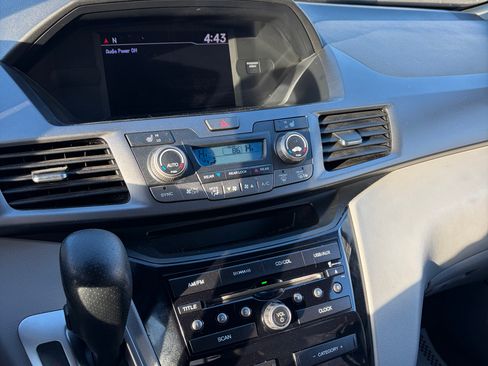 Used 2013 Honda Odyssey EX-L image 14