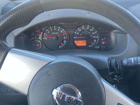 Used 2013 Nissan Xterra S image 9