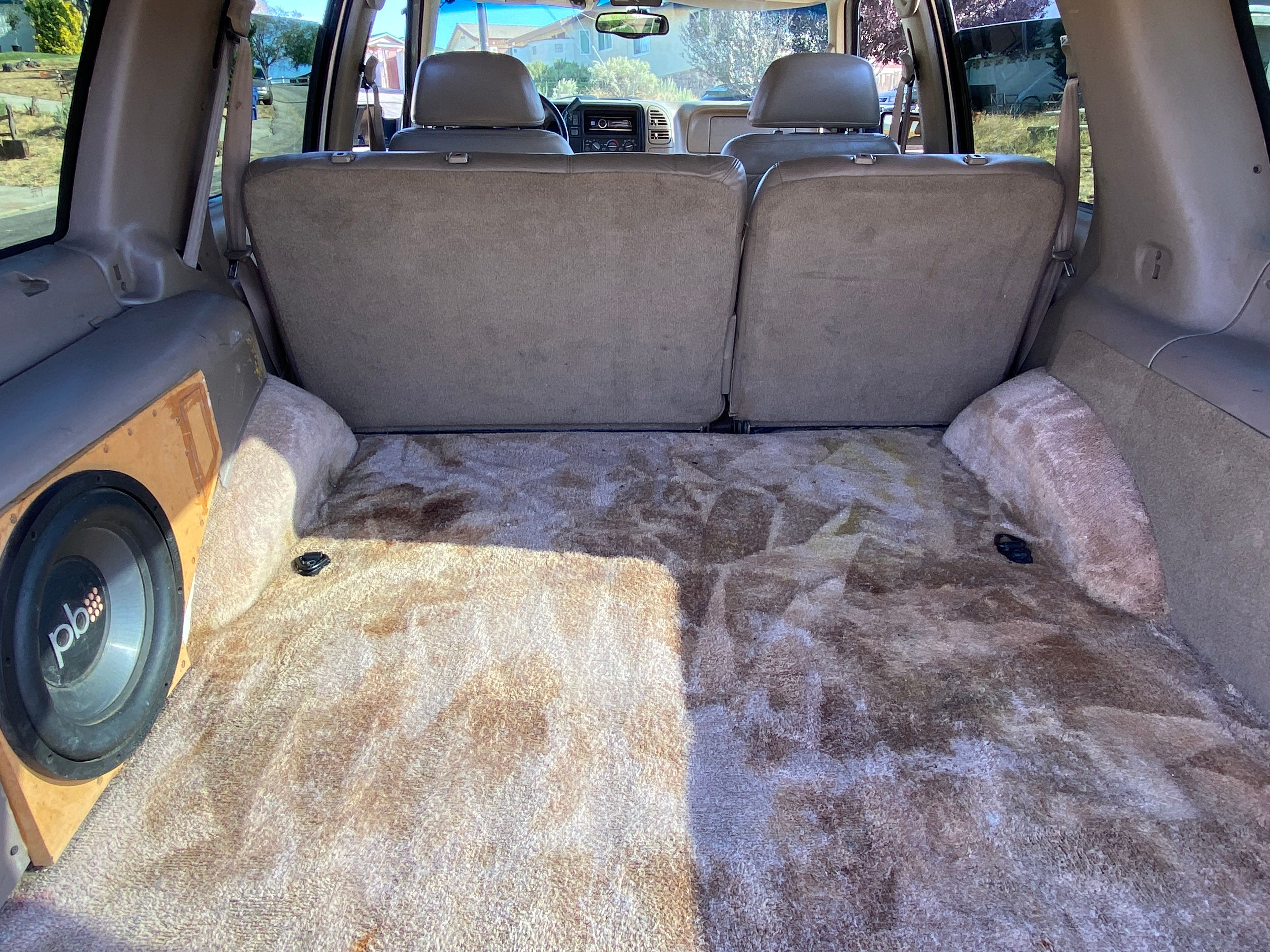 Used 1999 Chevrolet Tahoe 2WD w/ Comfort & Security Pkg image 12