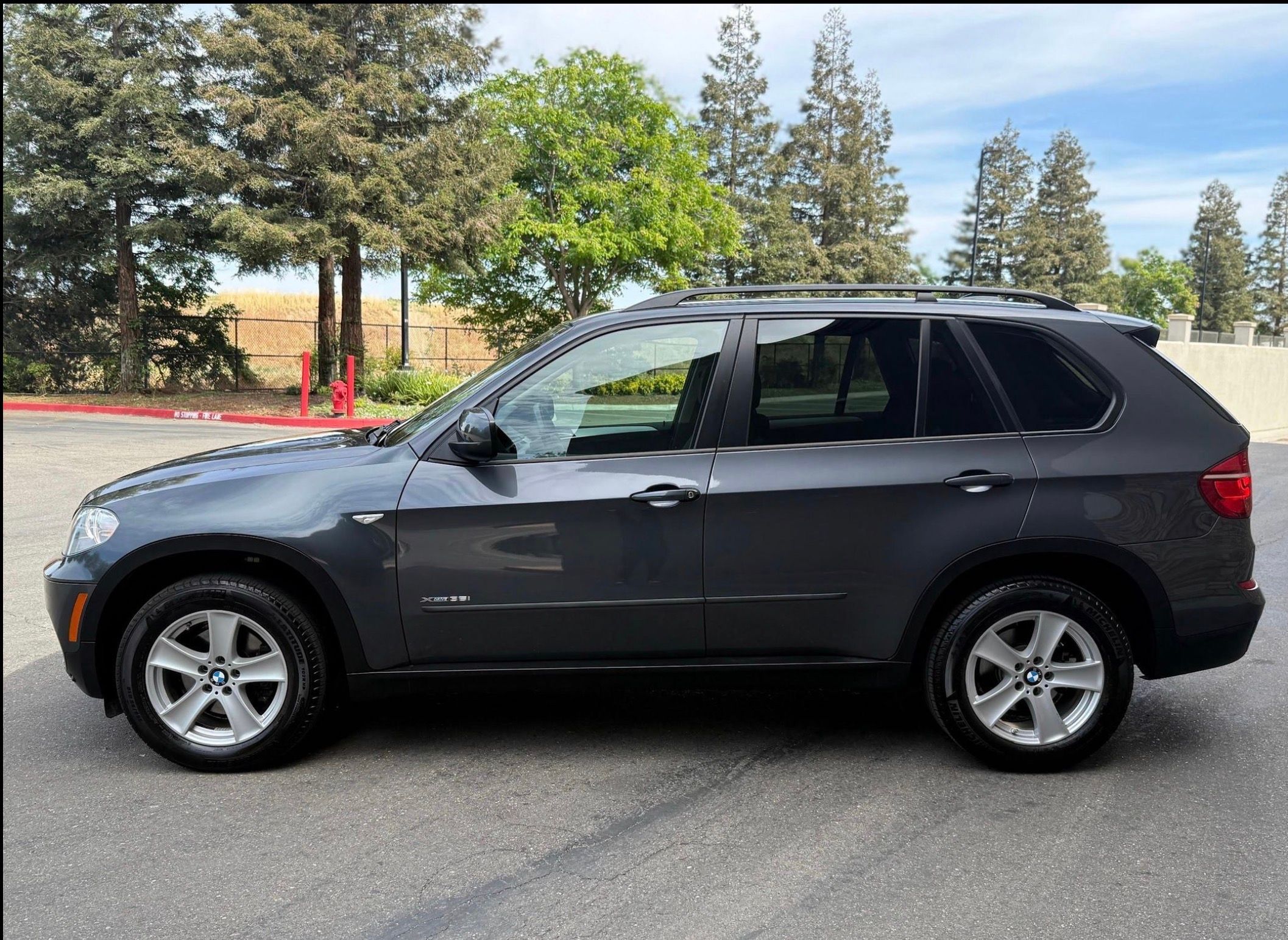 Used 2012 BMW X5 xDrive35i AWD/4WD image 2