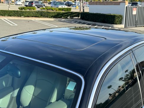 Used 2004 Jaguar XJ8 image 8