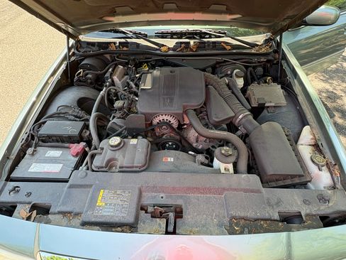 Used 2005 Mercury Grand Marquis GS RWD image 32