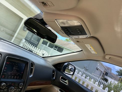 Used 2016 Dodge Durango Limited w/ Nav & Power Liftgate Group RWD image 16