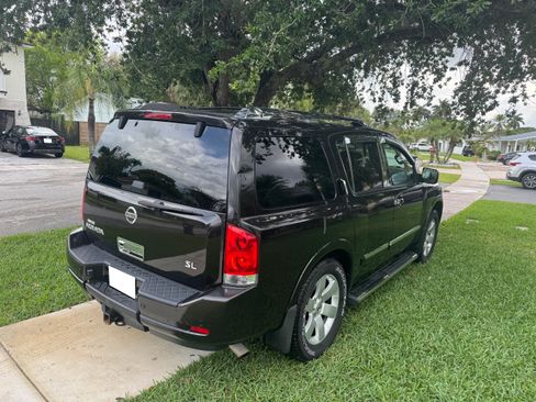 Used 2014 Nissan Armada SL w/ Moonroof Package image 5