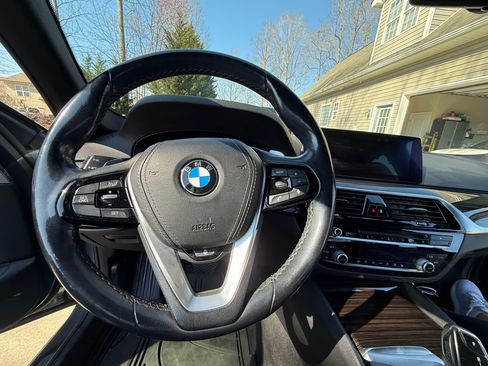 Used 2019 BMW 540i xDrive w/ Executive Package image 4