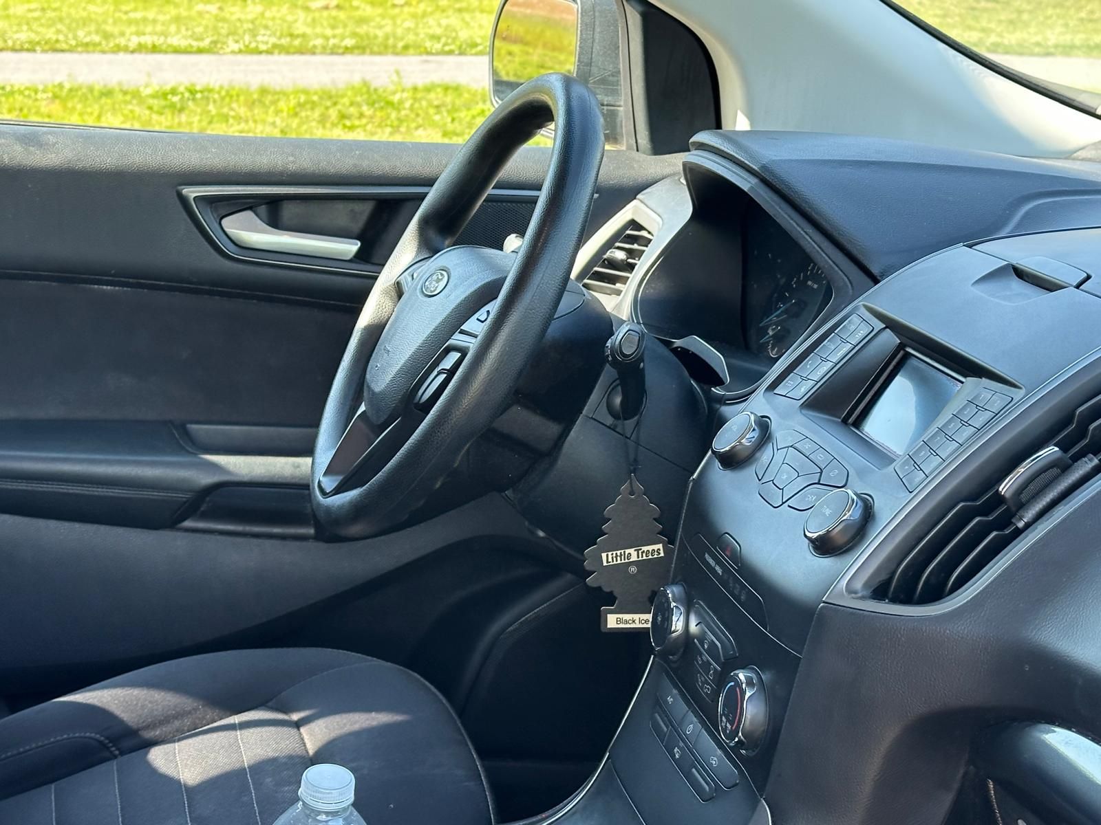 Used 2019 Ford Edge SE w/ Cargo Accessory Package FWD image 10