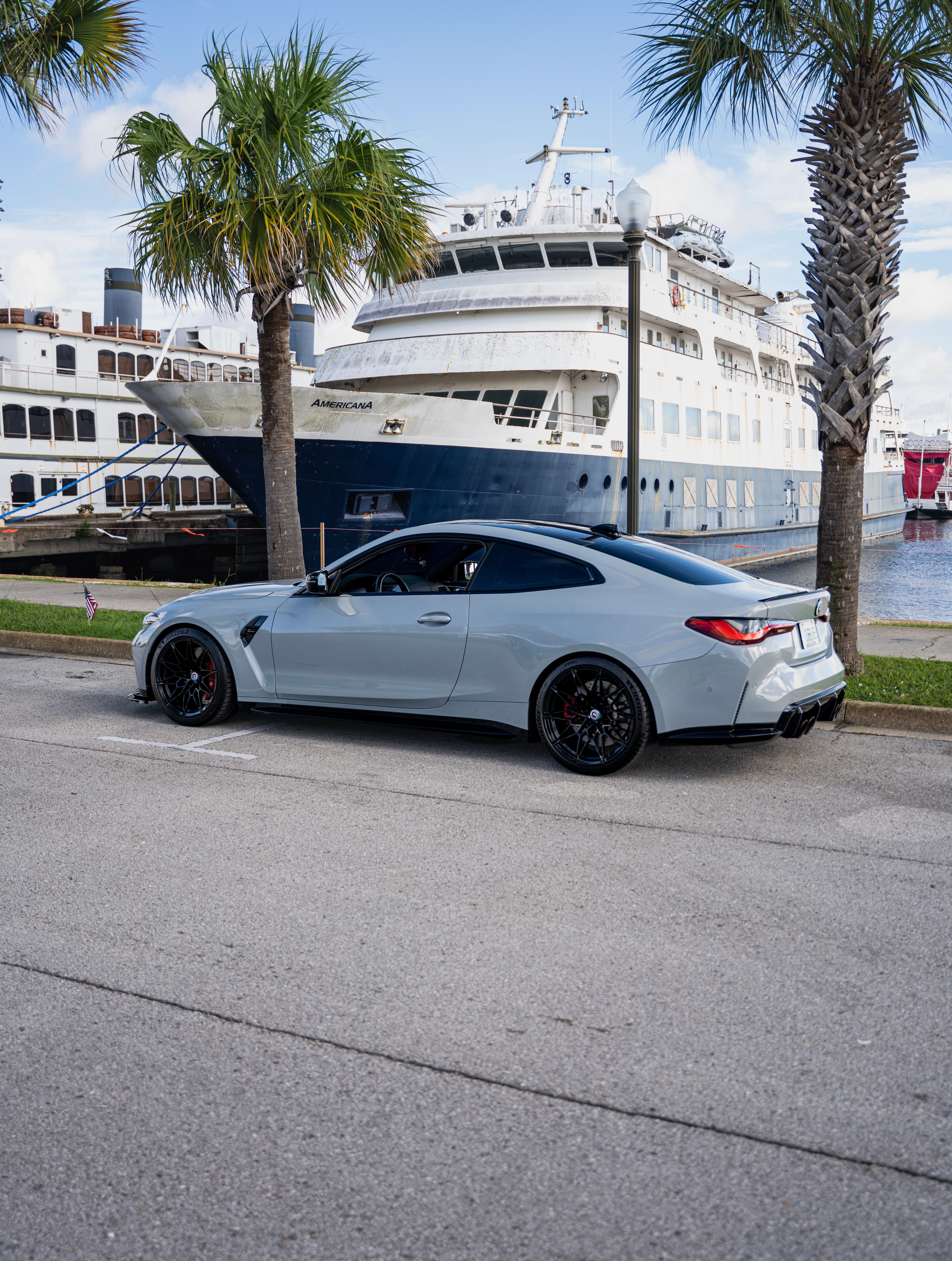 Used 2023 BMW M4 Competition w/ Executive Package RWD image 10
