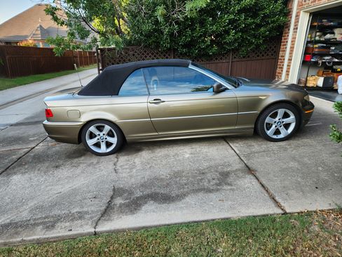 Used 2006 BMW 325Ci Convertible image 8