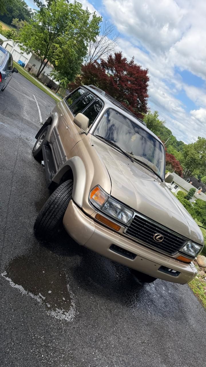Used 1997 Lexus LX 450 4WD image 1