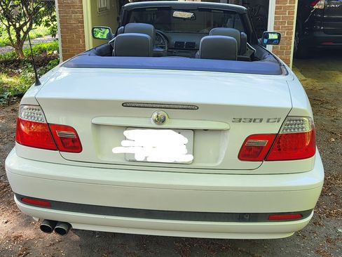 Used 2005 BMW 330Ci 330Ci Convertible 2D image 4