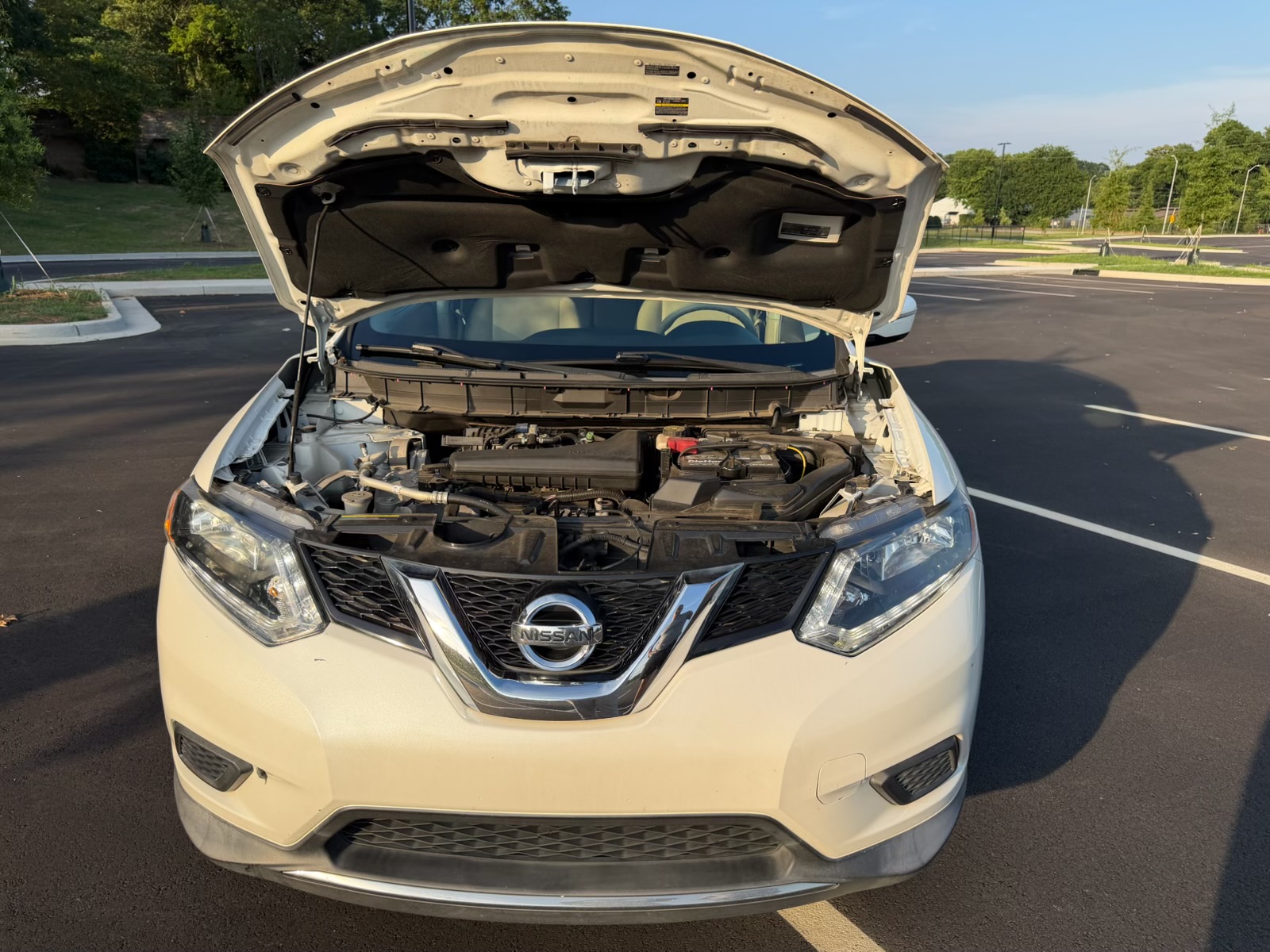 Used 2015 Nissan Rogue SV FWD image 14