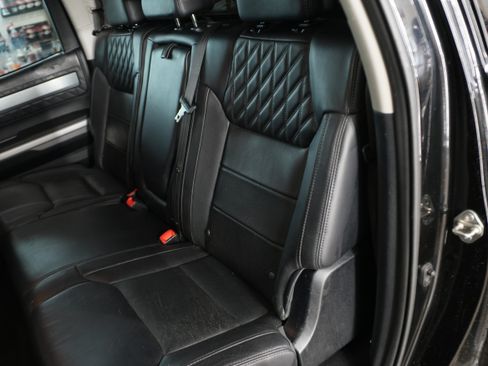 Used 2014 Toyota Tundra Platinum image 9