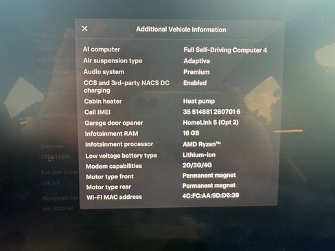 Used 2025 Tesla Model S AWD/4WD image 18