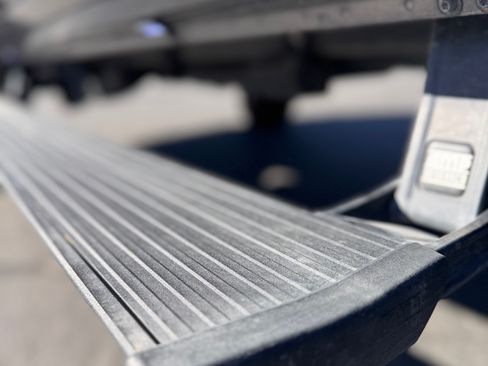 Used 2018 RAM 2500 Laramie w/ Sport Appearance Group image 17