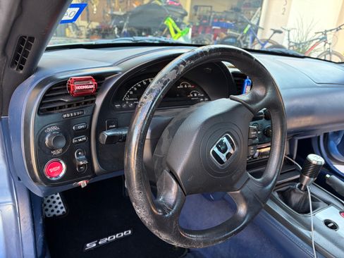 Used 2005 Honda S2000 image 21