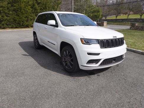 Used 2020 Jeep Grand Cherokee High Altitude image 2
